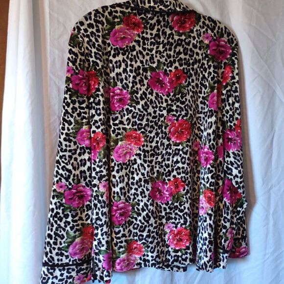 2 PC Sofia Vegara Intimates PJ Set XL (16-18) Black Pink Floral Print. - Picture 4 of 12